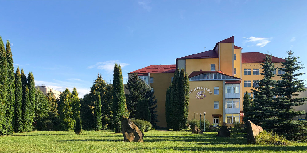 Реальні відгуки про санаторій “Медобори”: умови, лікування та ціни